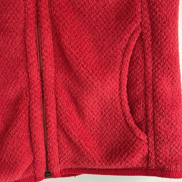 Red Patagonia Fleece Vest - Picture 5 of 6